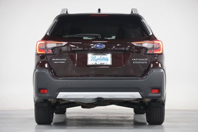 Used 2024 Subaru Outback Touring XT AWD/4WD image 11