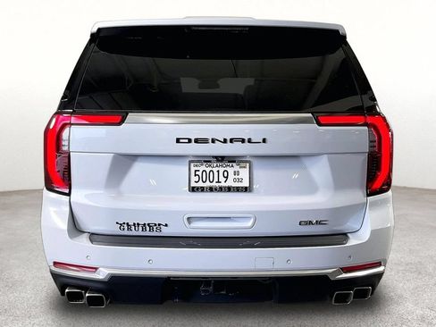 Used 2026 GMC Yukon Denali w/ Sun & Power Step Package AWD/4WD image 6
