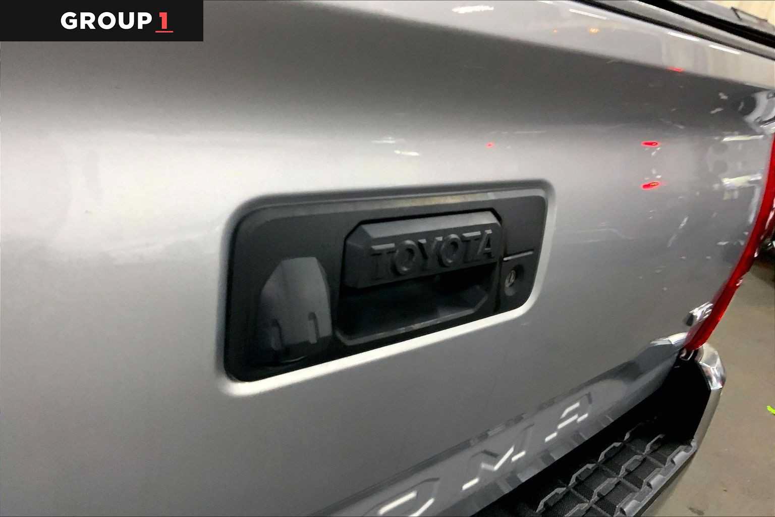 Certified 2017 Toyota Tacoma TRD Off-Road w/ Tow Package AWD/4WD image 30