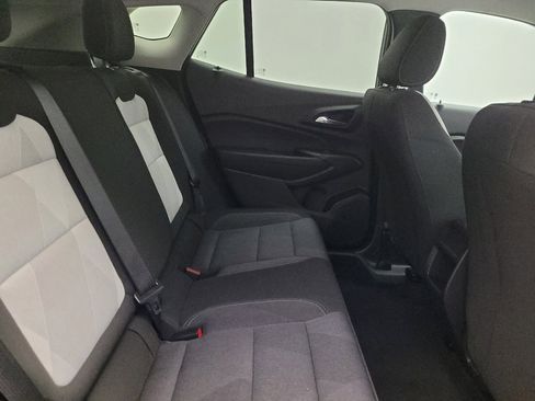 Used 2025 Chevrolet Trax LS FWD image 19