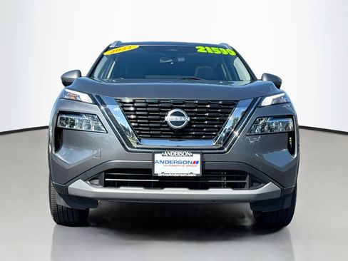 Used 2022 Nissan Rogue SV w/ SV Premium Package AWD/4WD image 2