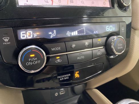 Used 2020 Nissan Rogue SL AWD/4WD image 26