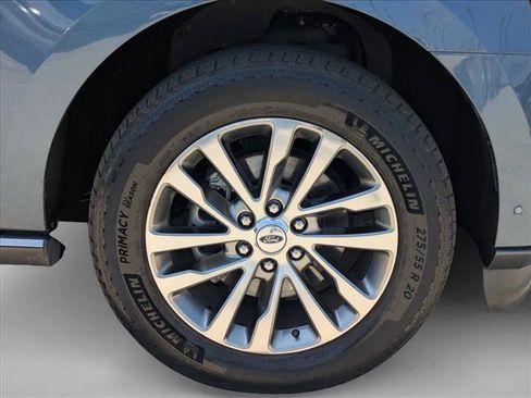 Used 2018 Ford Expedition Limited w/ Equipment Group 301A AWD/4WD image 27