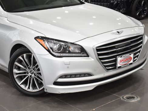 Used 2016 Hyundai Genesis 3.8 w/ Option Group 04 image 3