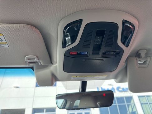 Used 2022 Subaru Outback Limited image 21