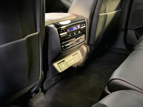 Used 2024 Acura MDX A-Spec image 34