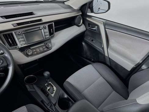 Used 2014 Toyota RAV4 XLE image 22