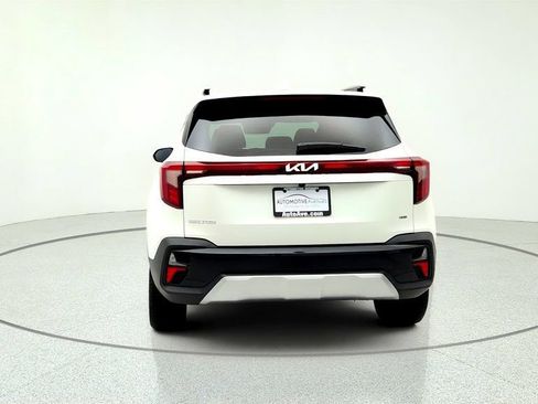 Used 2026 Kia Seltos SX w/ SX Sunroof Package AWD/4WD image 6