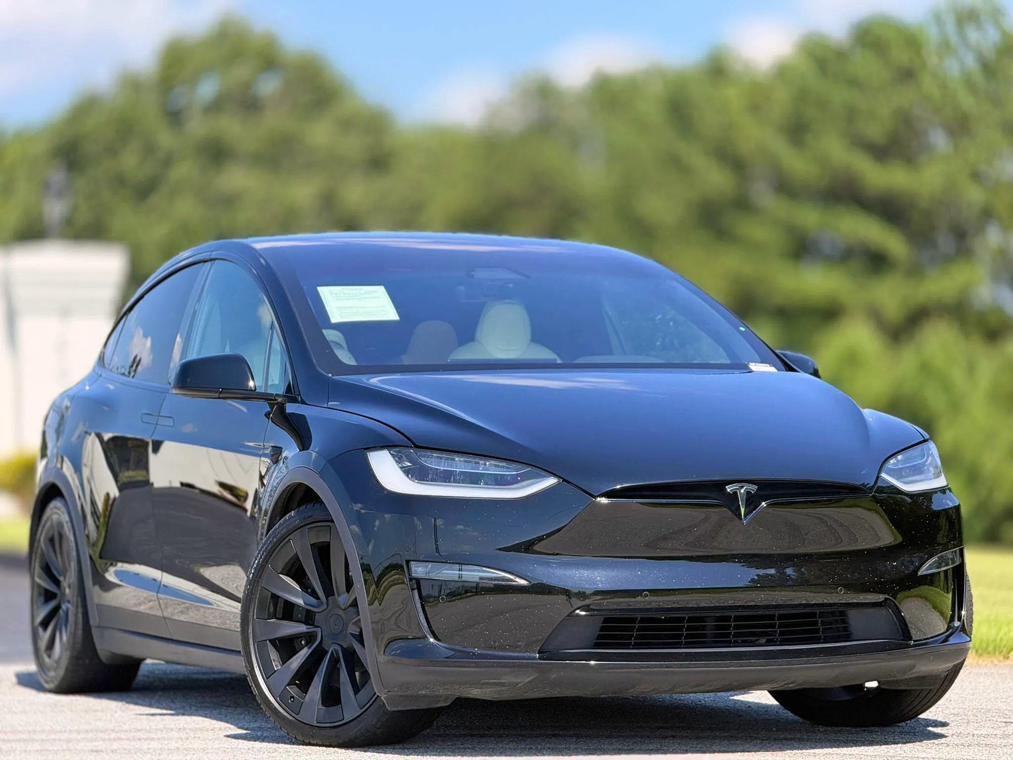 Used 2022 Tesla Model X AWD/4WD image 4
