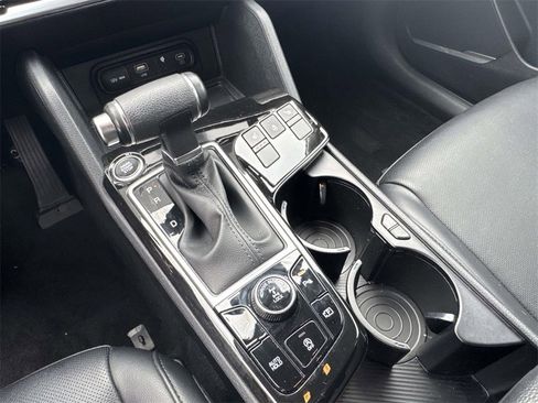 Used 2023 Kia Sportage EX image 29