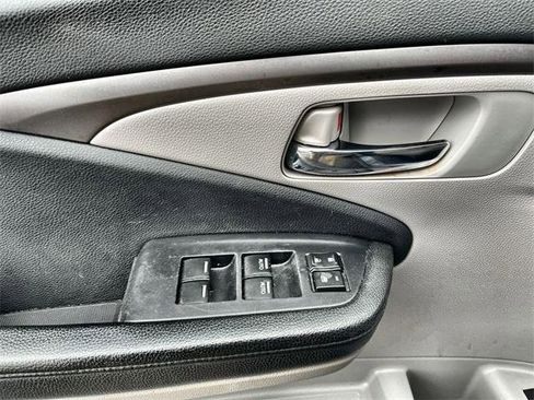 Used 2017 Honda Pilot EX image 22