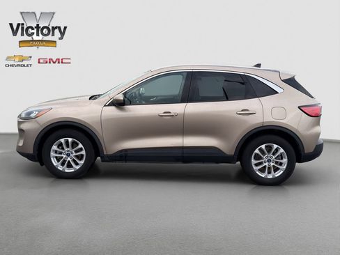 Used 2020 Ford Escape SE FWD image 3