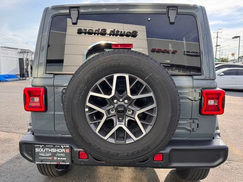 New 2026 Jeep Wrangler Unlimited Sahara w/ Safety Group AWD/4WD image 6