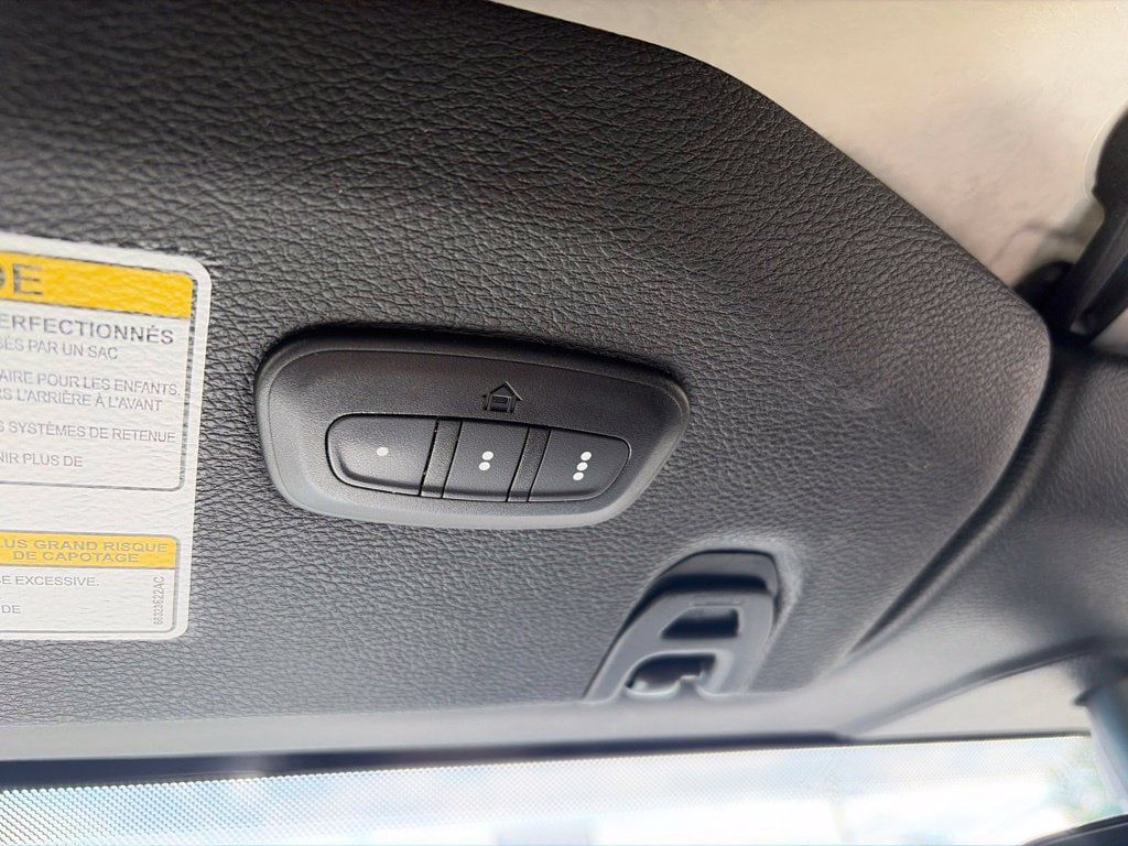Used 2021 Jeep Wrangler Unlimited Sahara AWD/4WD image 30