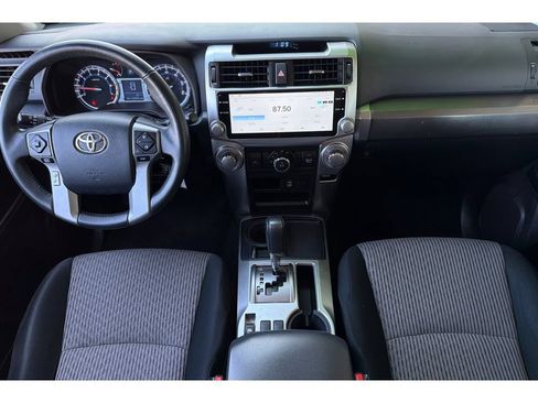 Used 2017 Toyota 4Runner SR5 RWD image 15