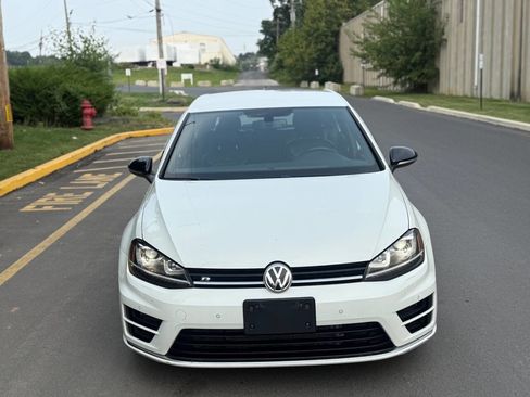Used 2015 Volkswagen Golf R 4Motion AWD 4dr Hatchback image 5