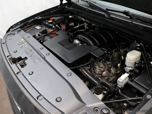 Used 2015 GMC Sierra 1500 SLT w/ All-Terrain Package AWD/4WD image 36