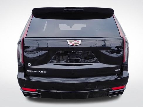 Used 2022 Cadillac Escalade Sport w/ Touring Package AWD/4WD image 6