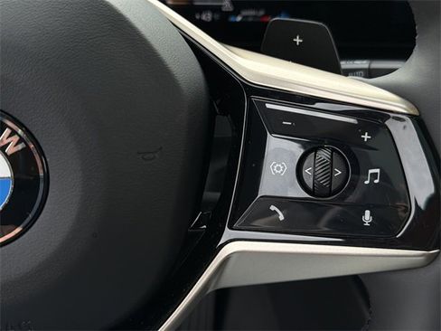 Used 2025 BMW X3 xDrive30i w/ Premium Package image 32