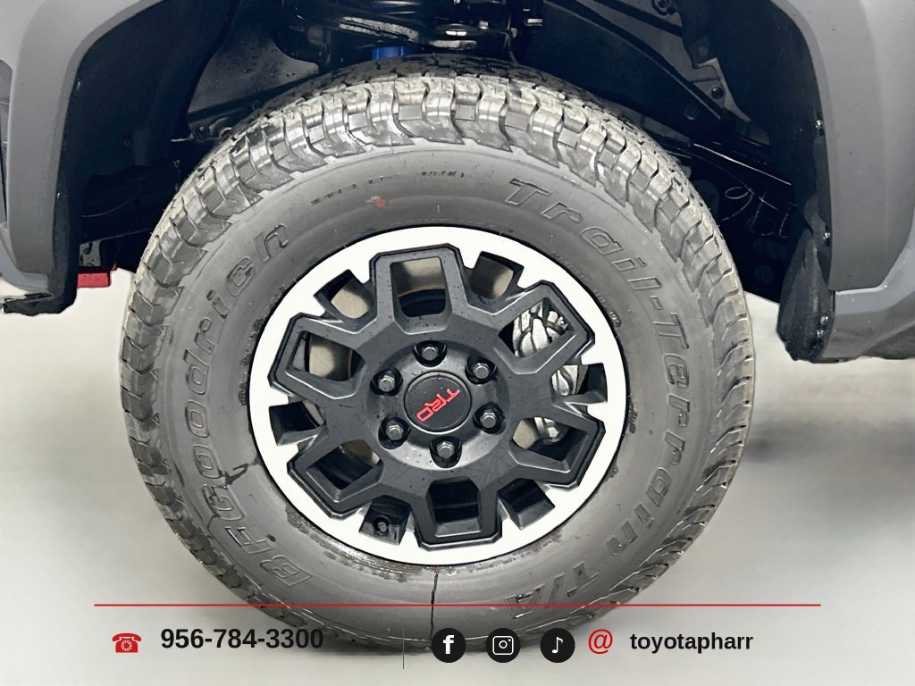 New 2026 Toyota Tacoma TRD Off-Road AWD/4WD image 27