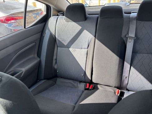 Used 2025 Nissan Versa SV image 37