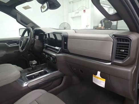 New 2026 Chevrolet Silverado 1500 LTZ w/ LTZ Convenience Package II image 29