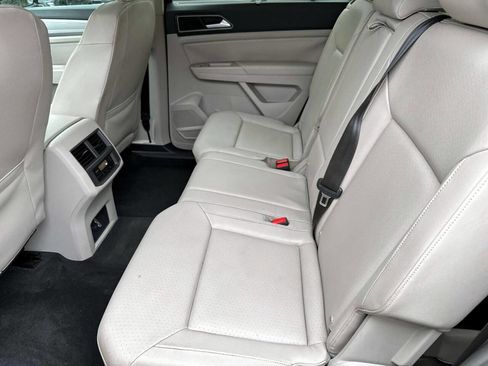 Used 2018 Volkswagen Atlas SE image 11