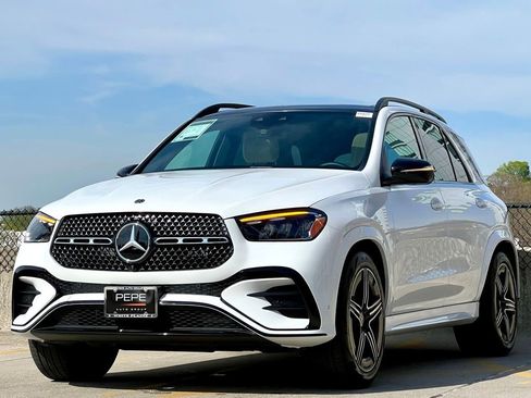 Certified 2025 Mercedes-Benz GLE 450 4MATIC image 4