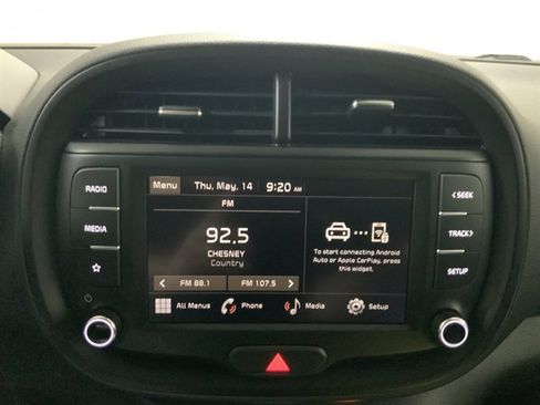 Used 2025 Kia Soul LX FWD image 24