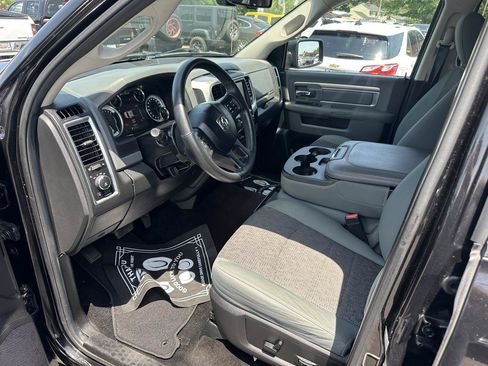 Used 2016 RAM 1500 Big Horn AWD/4WD image 9