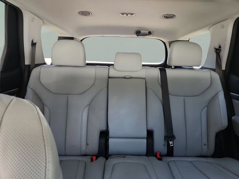 Used 2025 Hyundai Palisade SEL FWD image 18