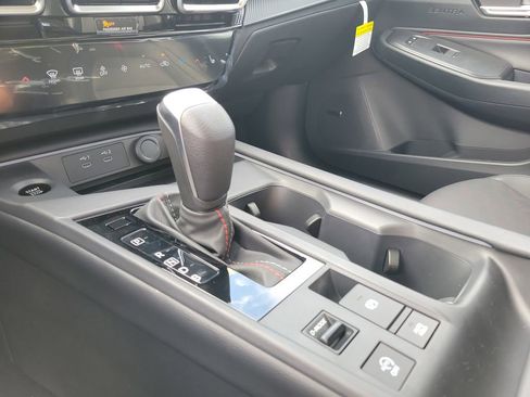 New 2026 Nissan Sentra SR w/ SR Premium Package image 38