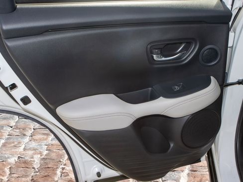 Certified 2023 Honda HR-V EX-L image 26