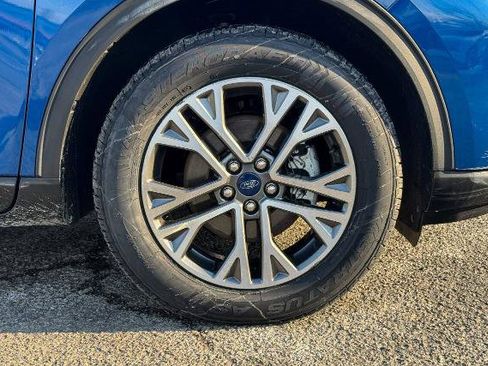 Certified 2022 Ford Escape SEL image 10