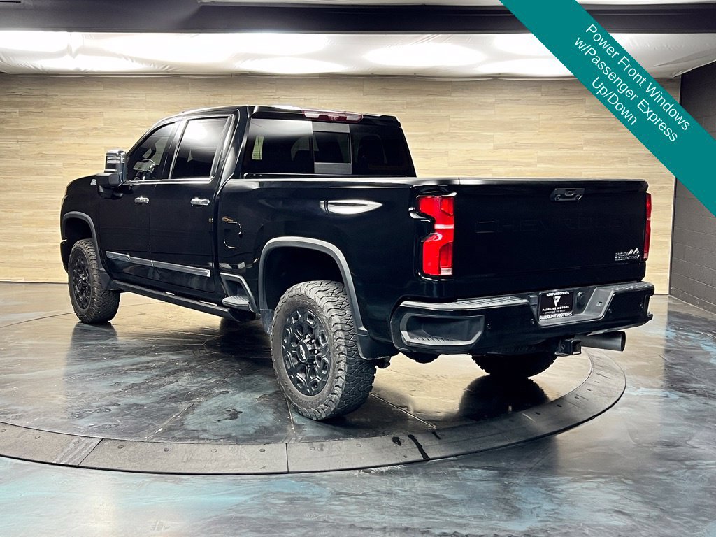 Used 2024 Chevrolet Silverado 3500 High Country w/ High Country Premium Package AWD/4WD image 14