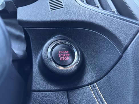 Used 2022 Subaru Crosstrek 2.5i Sport w/ Moonroof Package image 30