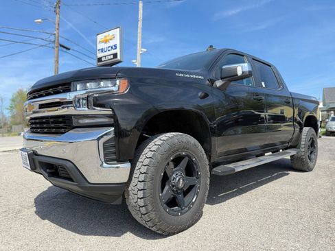 Used 2021 Chevrolet Silverado 1500 LT w/ True North Edition Plus image 2