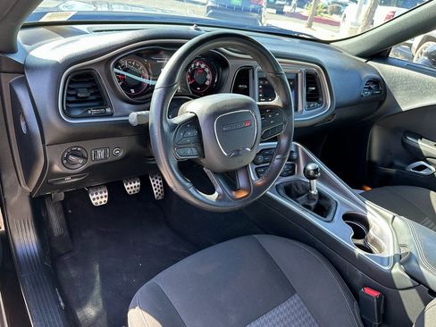 Certified 2022 Dodge Challenger R/T w/ Blacktop Package image 21