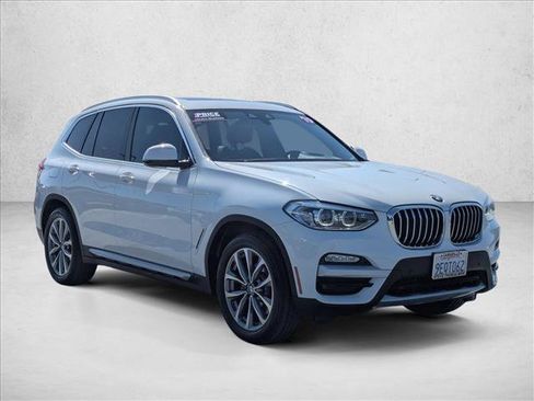 Used 2019 BMW X3 sDrive30i w/ Convenience Package RWD image 3
