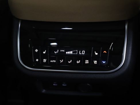 Used 2025 INFINITI QX80 Luxe image 17