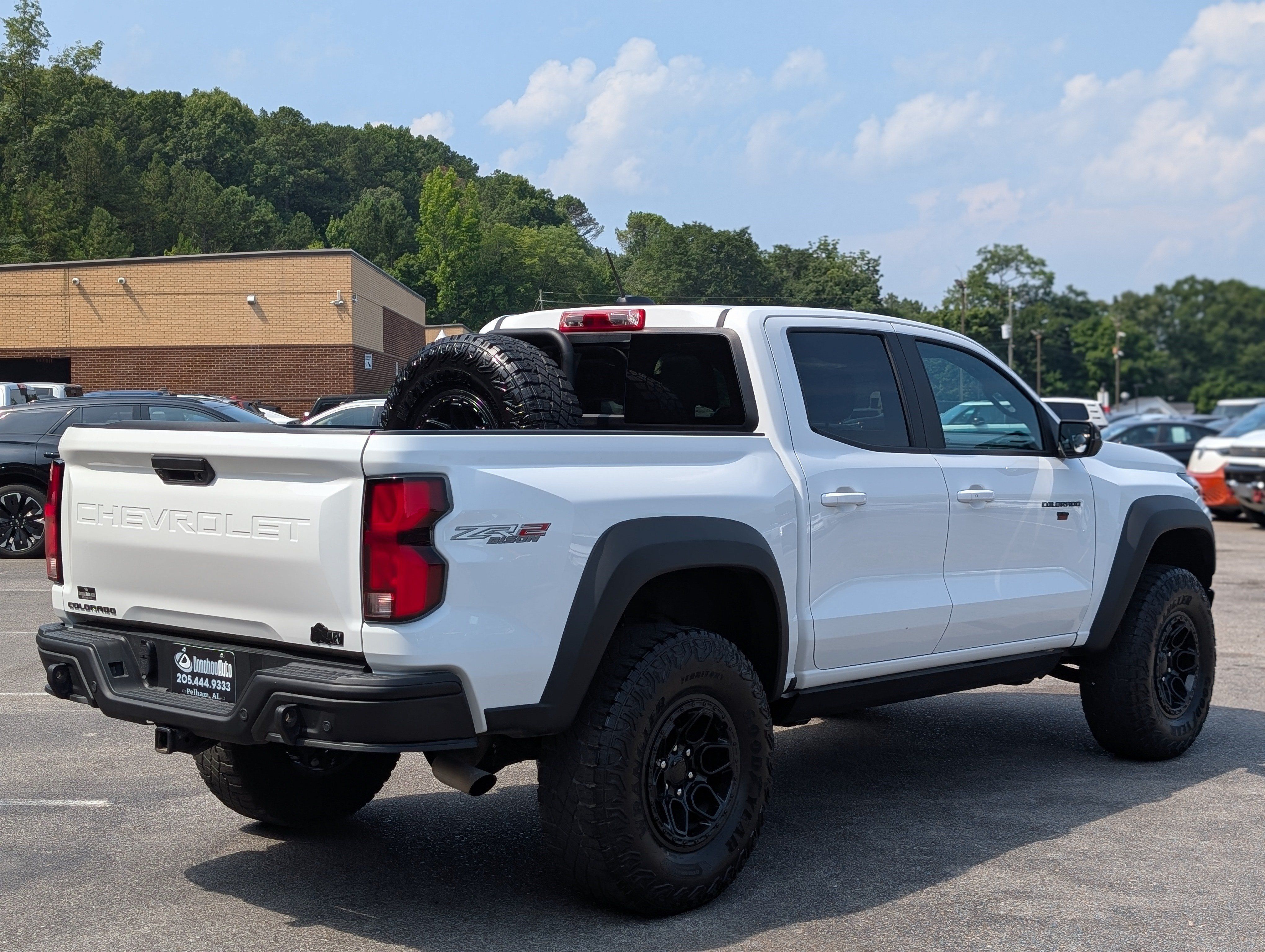 Used 2024 Chevrolet Colorado ZR2 w/ ZR2 Bison Edition AWD/4WD image 9