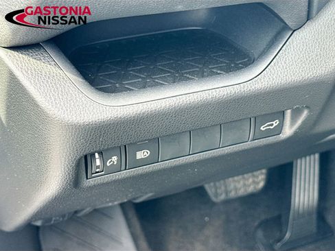 Used 2023 Toyota RAV4 XLE Premium FWD image 13
