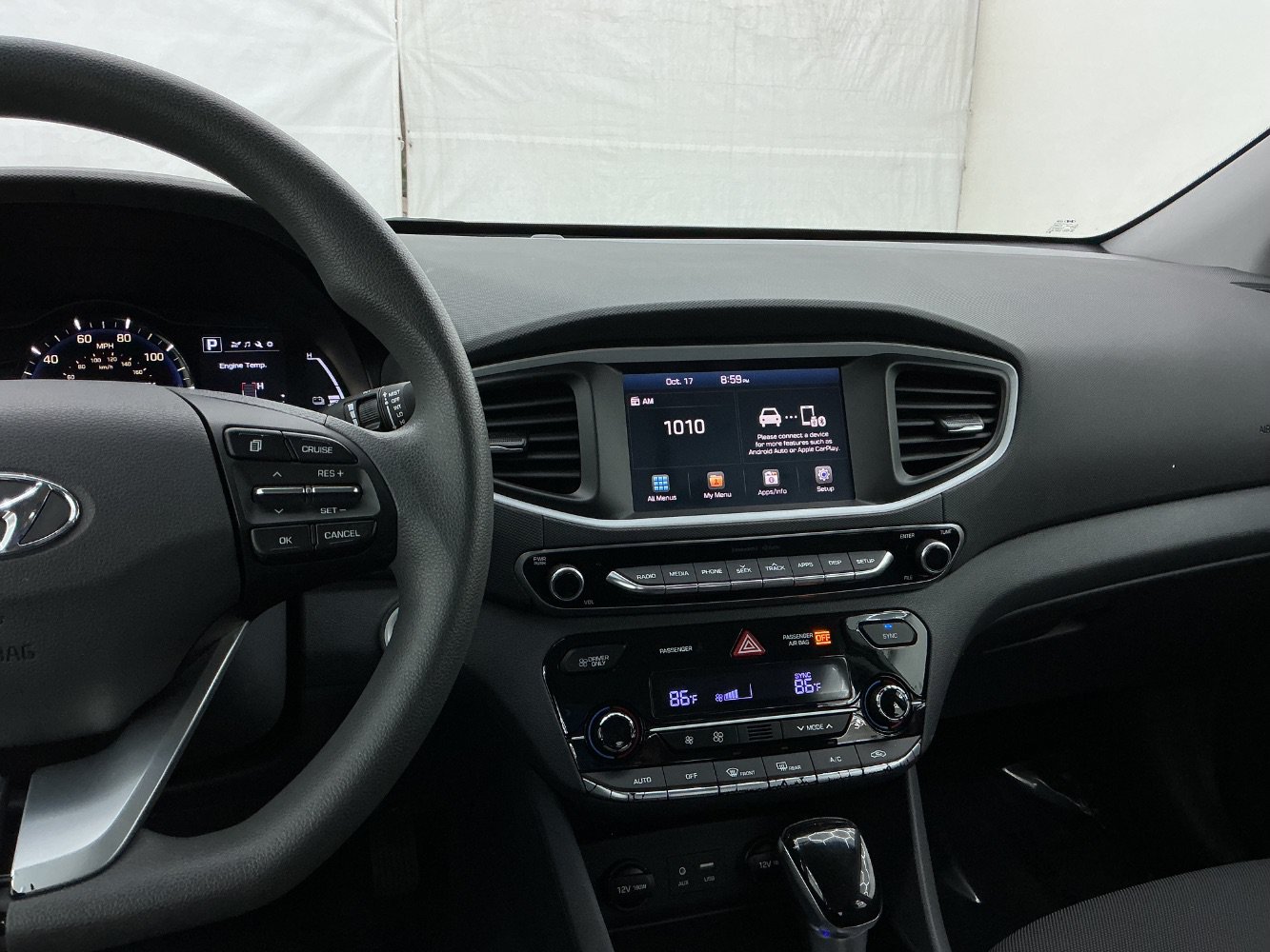 Used 2018 Hyundai Ioniq Blue FWD image 33