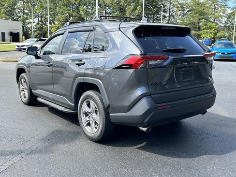 Used 2023 Toyota RAV4 XLE w/ Convenience Package FWD image 11
