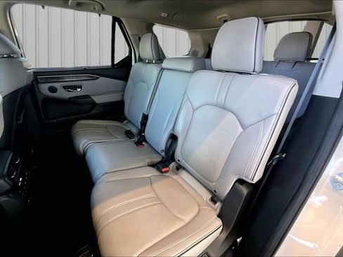 Used 2024 Honda Pilot Elite image 20