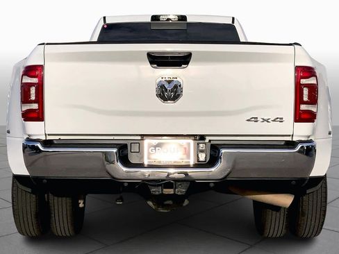 Used 2024 RAM 3500 Tradesman w/ Towing Technology Group image 4