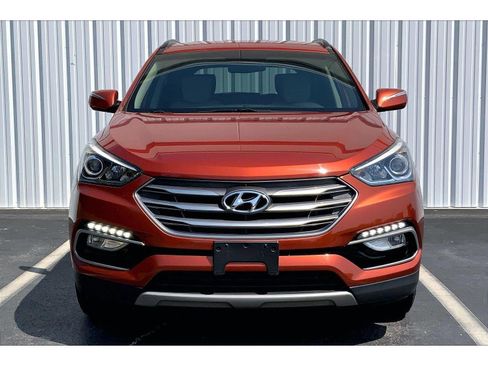 Used 2018 Hyundai Santa Fe Sport AWD/4WD image 3