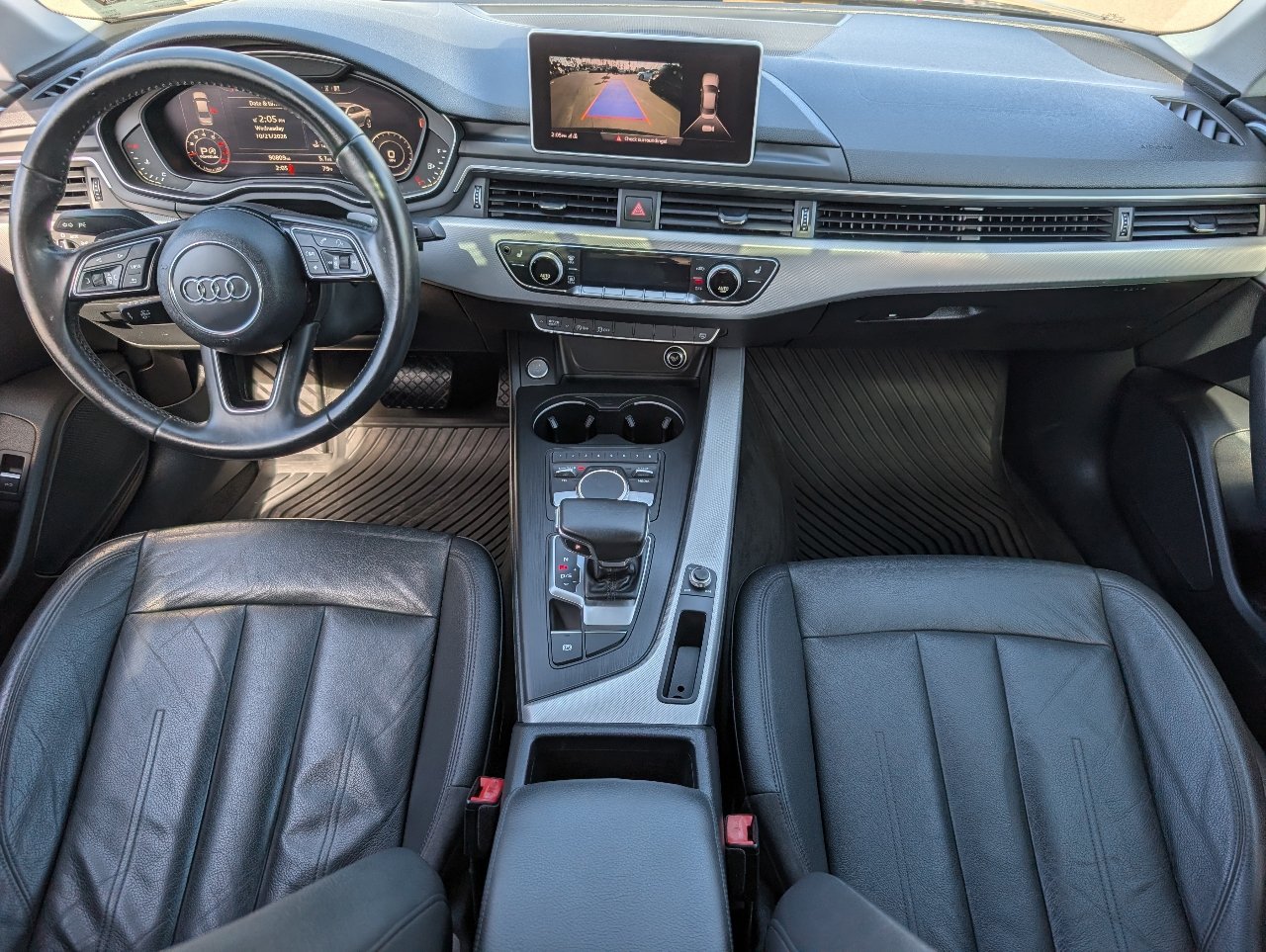 Used 2017 Audi A4 2.0T Ultra Premium w/ Convenience Package FWD image 4