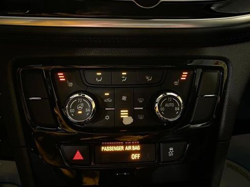 Used 2018 Buick Encore Essence FWD image 15