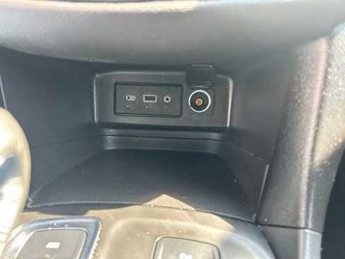 Used 2024 Chevrolet Equinox LT AWD/4WD image 28